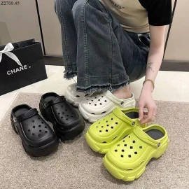 Sục Crocs độn đế Si 65k/1 đôi