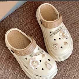 SỤC dáng CROCS đẹp xịn sò độn đế cao Si 92k/1 đôi