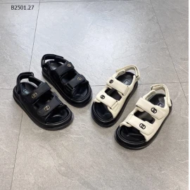 sandal cho các bé -sỉ sz 26-31 : Sỉ 183k            sz 32-36 : Sỉ 193k