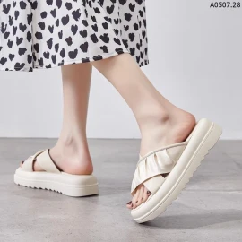 SANDAL BÁNH MỲ QUAI BÈO sỉ 125k/đôi