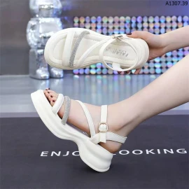 SANDAL DÂY ĐÍNH ĐÁ sỉ 138k/đôi 