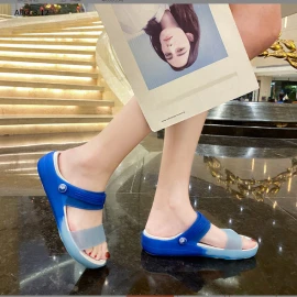 SANDAL NHỰA  NỮ SIÊU NHẸ-sỉ 99k/đôi 