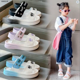 SANDAL OYI BÉ GÁI-sỉ Sz 26-31 : 128k            Sz 32-37 : 133k