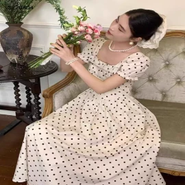 VÁY CHẤM BI DÁNG DÀI 395K