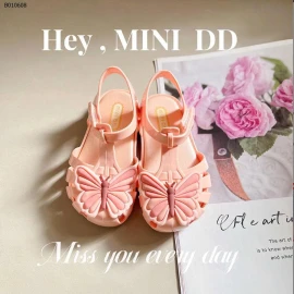 DÉP NHỰA CHO BÉ GÁI HÃNG MINI DD - sỉ 240k