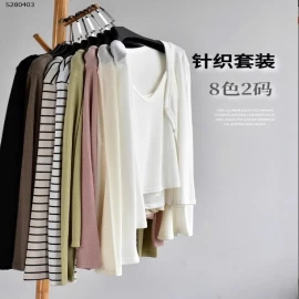 Set 2 áo dây & cardigan-  240,000