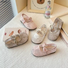 Giày ren lưới siêu xinh-sỉ Sz 21-30 : 138k/   Sz 31-35 : 145k 