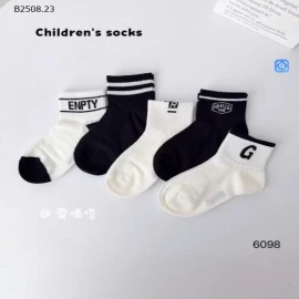 Set 10 đôi tất cho bé trai và bé gái CUTE