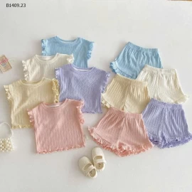 Bộ đồ liền thân màu trơn cho bé nhà Xiao Zuo Xiao You  - sỉ  125k