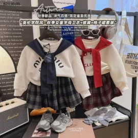   Set miu miu 3 chi tiết áo + váy + khăn cổ  - Giá sỉ 80-120:  136k 130-160:   148k