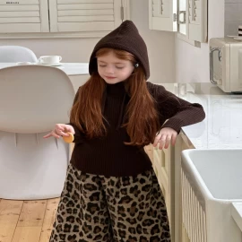 Áo len trùm đầu có dây rút cho bé gái-Giá sỉ  áo: sz 90-140: 185k   sz 150: 195k 