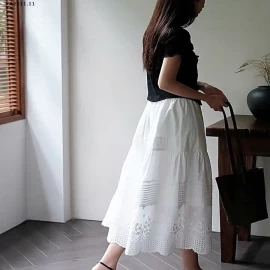 CHÂN VÁY REN ANNA-Giá sỉ 199k