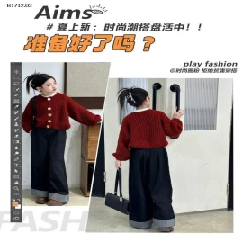 ÁO KHOÁC LEN ĐỎ & JEANS SUÔNG BÉ GÁI- Giá sỉ áo: 225k quần: 190k