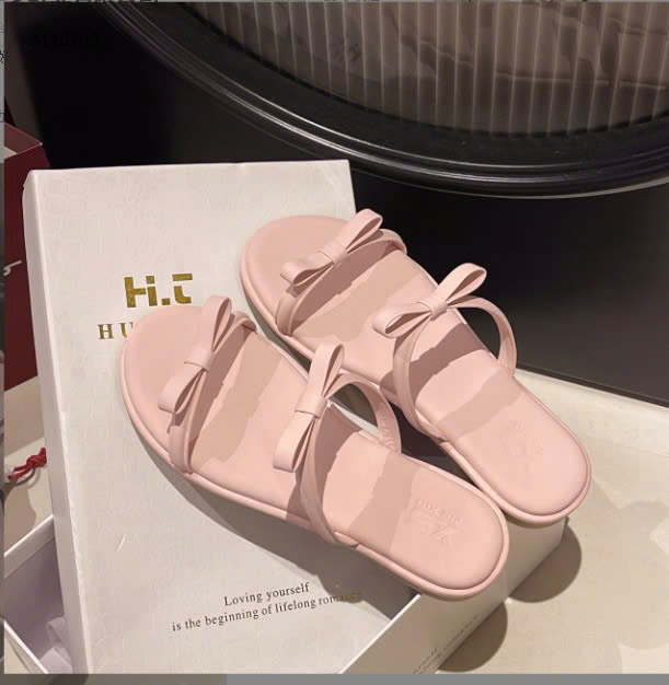 HỒNG
