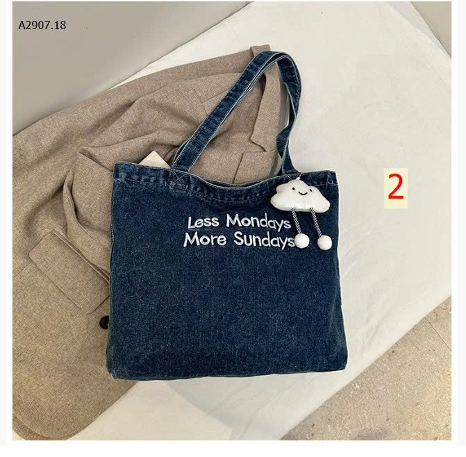 MÀU