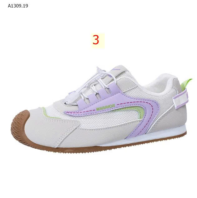 MàU 3