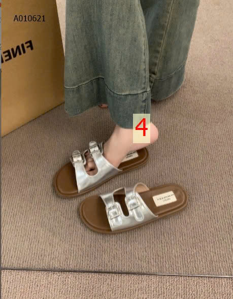 MÀU 4