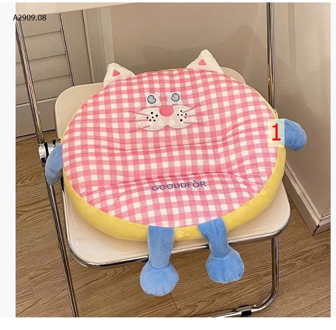 MÀU