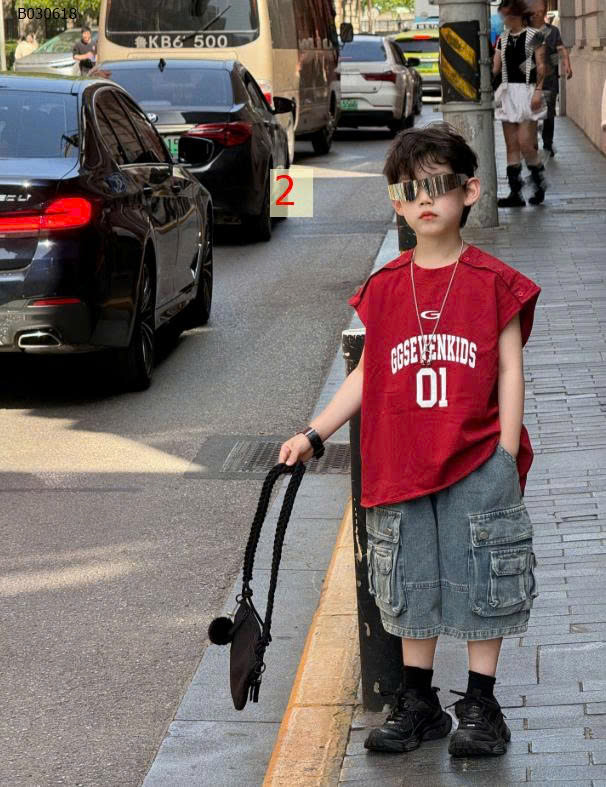 ĐỎ