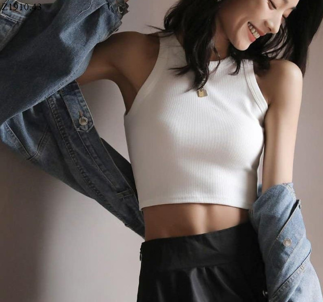 trắng croptop