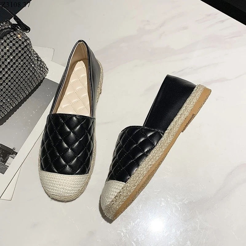 GIÀY SLIP ON TRẦN TRÁM NỮ Si 143k/1 đôi