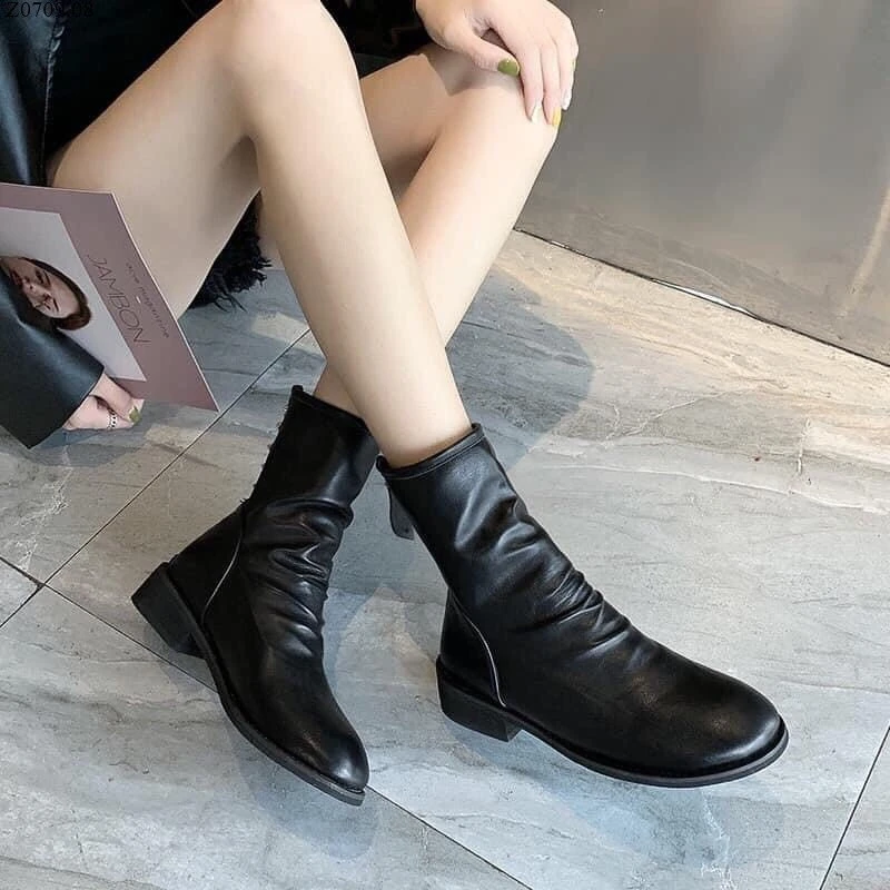  BOOT CỔ NGẮN PHỐI KHOÁ  Si 180k/1 đôi 