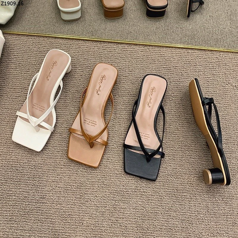 Sandal basic siêu hot sỉ 145k/đôi