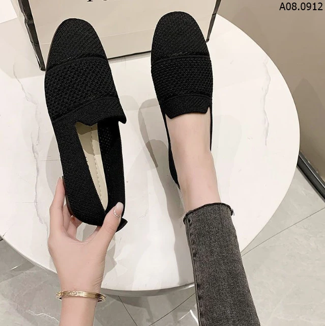 ĐÔI GIÀY SLIP ON dáng Hàn Sỉ 85k