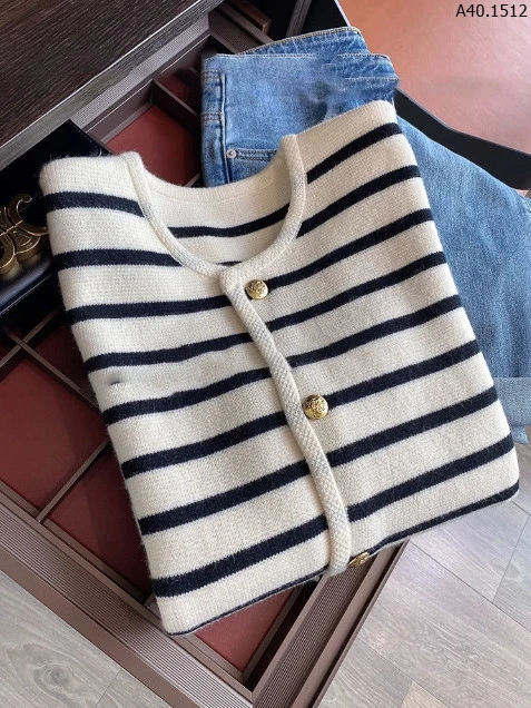 Áo Cardigan len kẻ ngang trendy sỉ  157k/chiếc