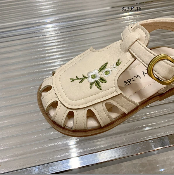 SANDAL RỌ THÊU HOA CHO BÉ -sỉ  Size 22-26 : 138k/đôi            Size 27-31 : 146k/đôi 