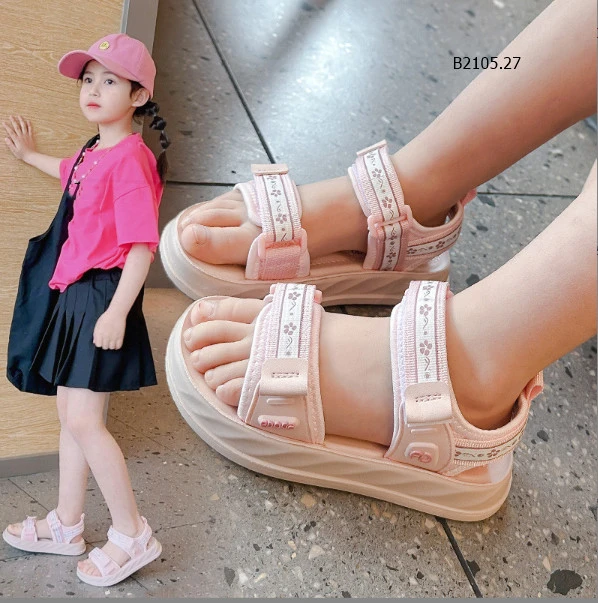 SANDAL BÉ SIZE ĐẠI -sỉ  Sz 26-31 : 143k/đôi            Sz 32-37 : 150k/đôi           Sz 38-40 : 156k/đôi