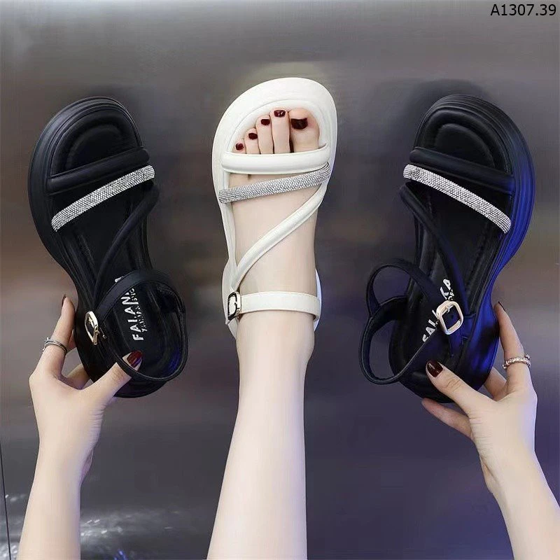 SANDAL DÂY ĐÍNH ĐÁ sỉ 138k/đôi 