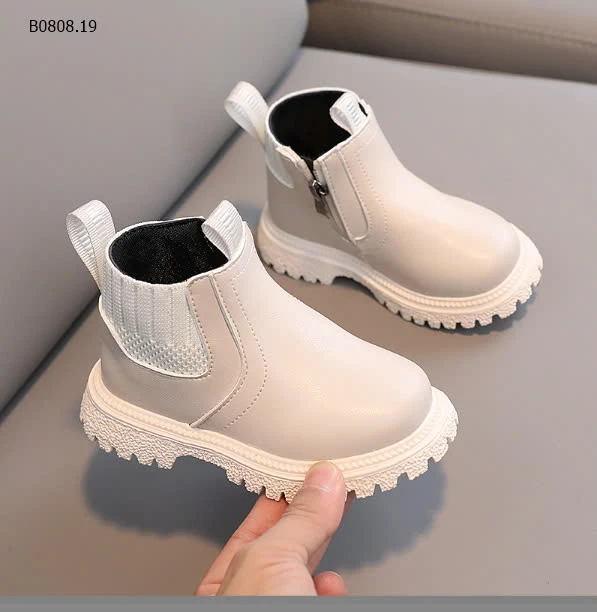 BOOT CỔ THẤP CHO BÉ-sỉ Sz 21-25 120k  Sz 26-30 : 128k