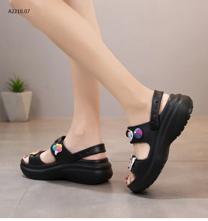 SANDAL KÈM STICKER MẸ VÀ BÉ-sỉ 115k