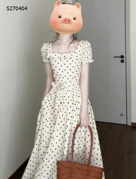 VÁY CHẤM BI DÁNG DÀI 395K