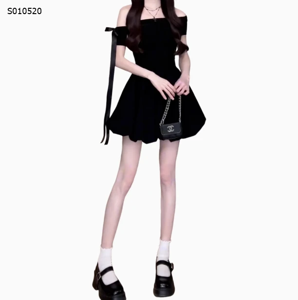 VÁY TRỄ VAI DÁNG BÍ NGẮN