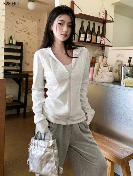 Áo khoác thể thao nữ len kiểu cardigan - 279,000