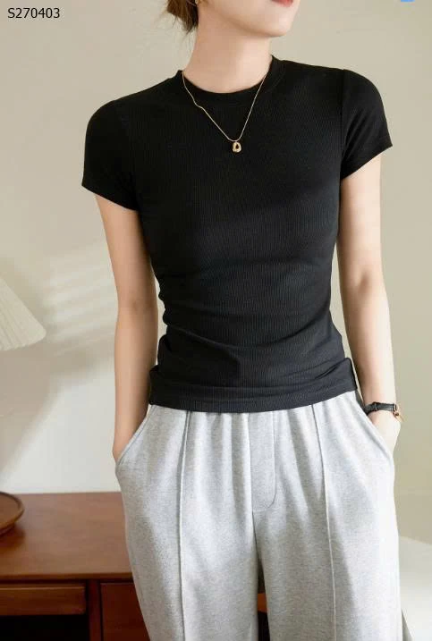 Áo thun ôm cotton bó sát tay ngắn co giãn cao - 130,000