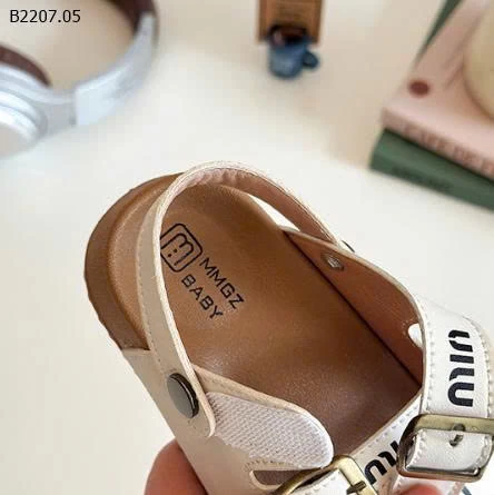 HỘP BÚT CHO BÉ - Sỉ giá 59k/2 chiếc chọn màu