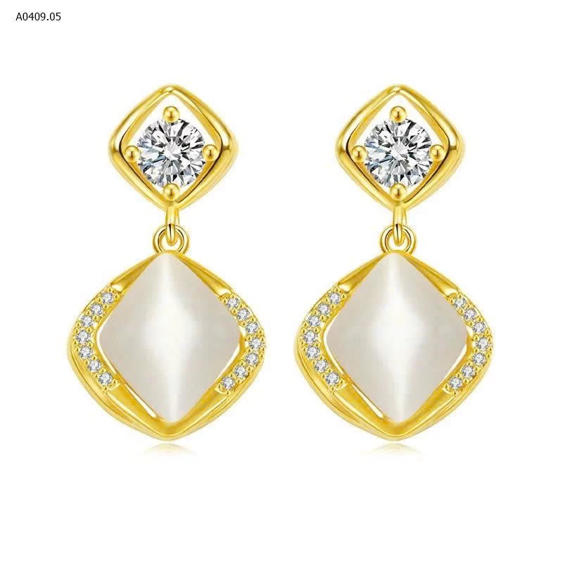 BÔNG TAI ĐÍNH ĐÁ AGVOSKI- sỉ 130k