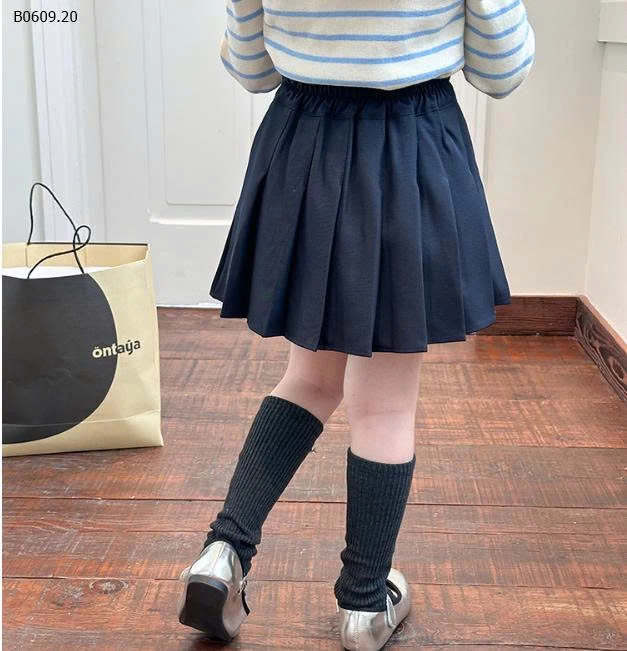 Váy xếp ly phong cách học sinh sinh viên AMBB- size 90- 150 giá 145k size 160 giá 155k size 170 giá 167k