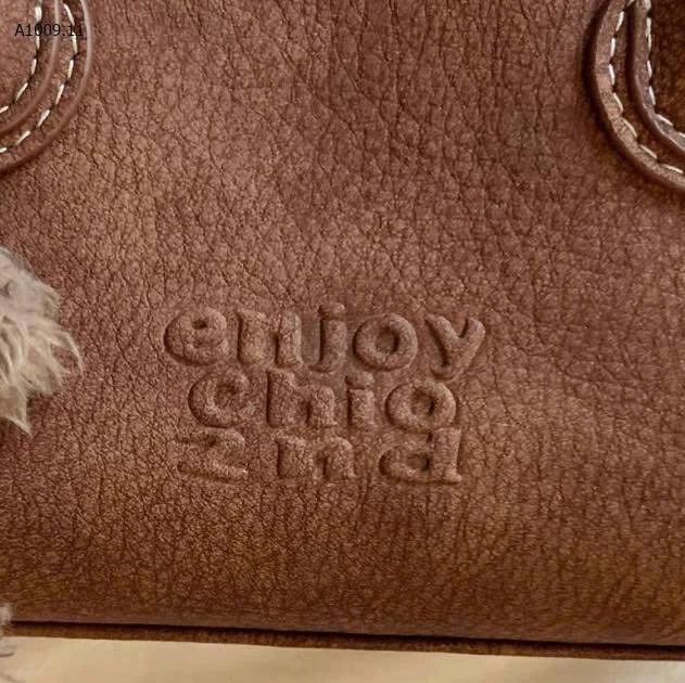 TÚI XÁCH CHIO2ND KÈM TÚI MÓC KHÓA- sỉ 255k