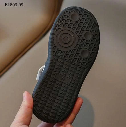 Giày thể thao chạy bộ đế mềm cho bé trai -Giá sỉ sz 27-31: 156k  sz 32-36: 165k