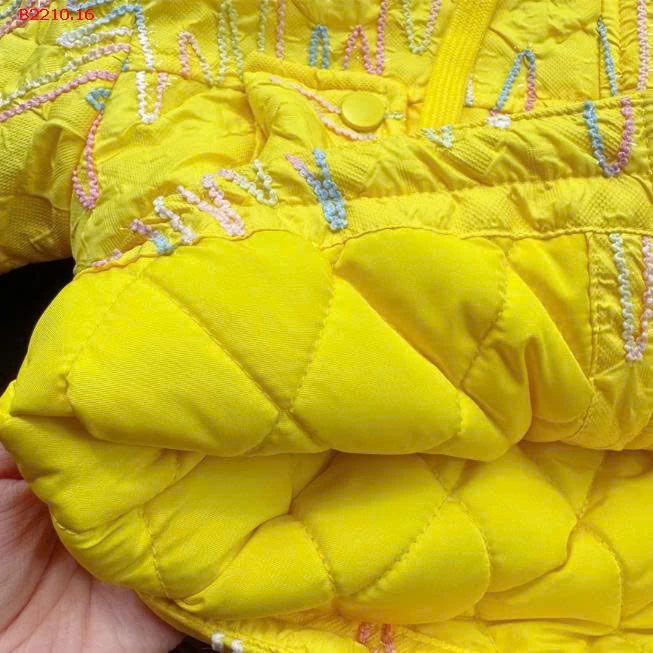 ÁO KHOÁC THÊU HỌA TIẾT BG - Giá sỉ sz 100-130: 247k  sz 140-150: 268k