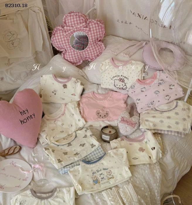 Bộ quần áo cho bé IU Hey honey -  giá sỉ  size 90-110  giá 132k size 120-130 giá 144k size 140-150 giá 156k