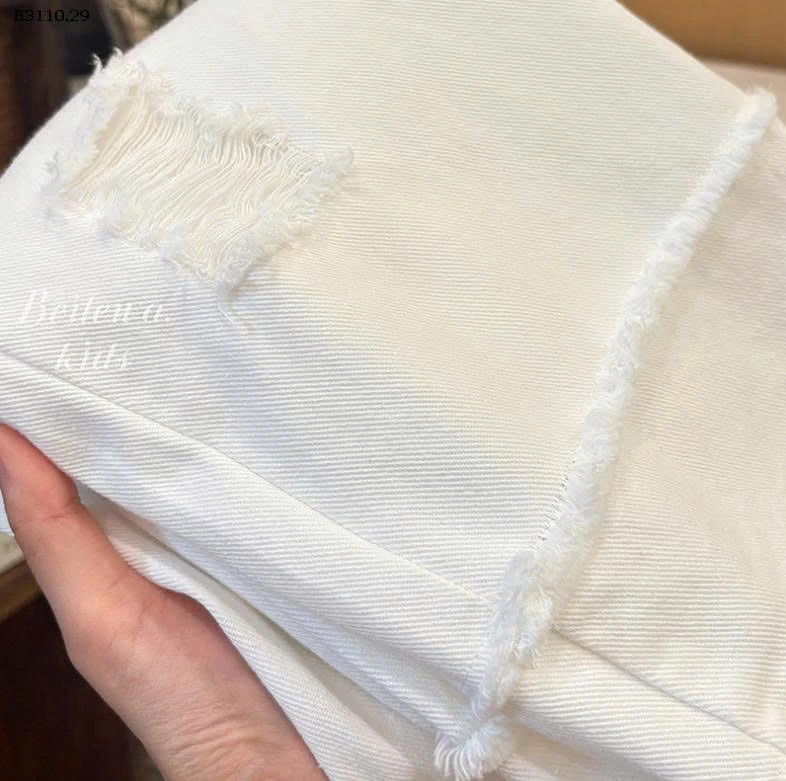 QUẦN JEAN TRẮNG RÁCH CÁCH ĐIỆU  CHO BG -Giá sỉ 80-140 :  99k 150-160    : 119k