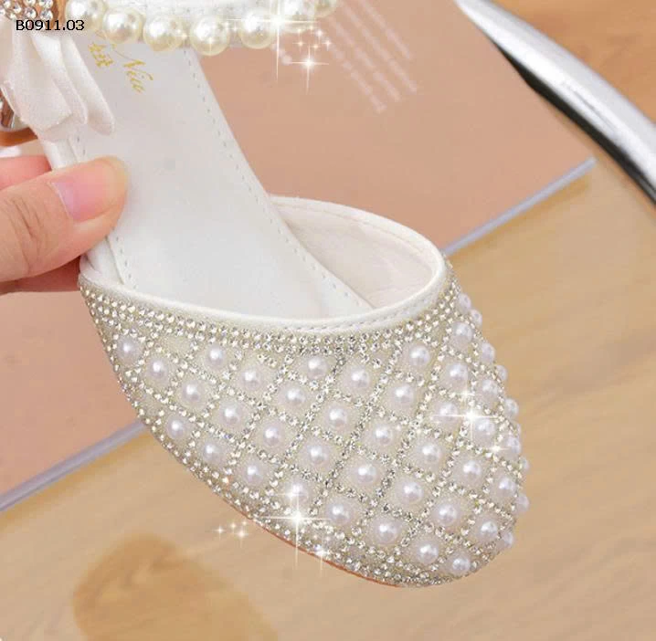 Giày pha lê kiểu mới cho bé gái - sỉ giá 229k