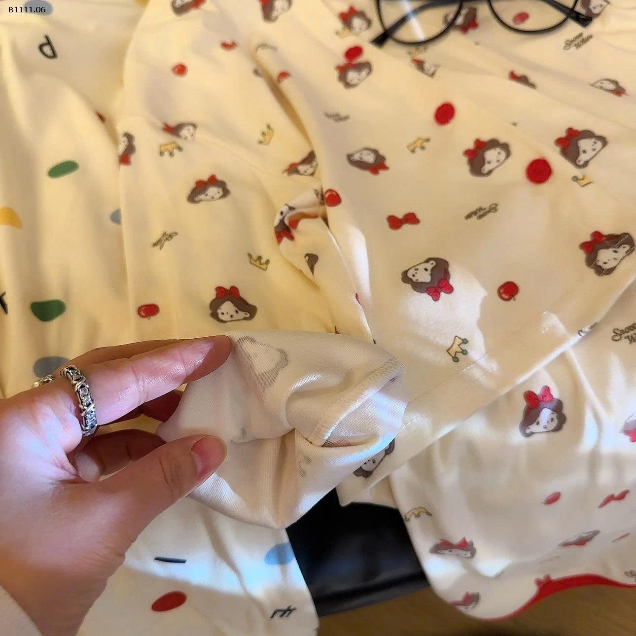 Bộ đồ ngủ thu đông dài tay viền đỏ bg - Giá sỉ 80-110  84k/1b 120-150  99k/1b