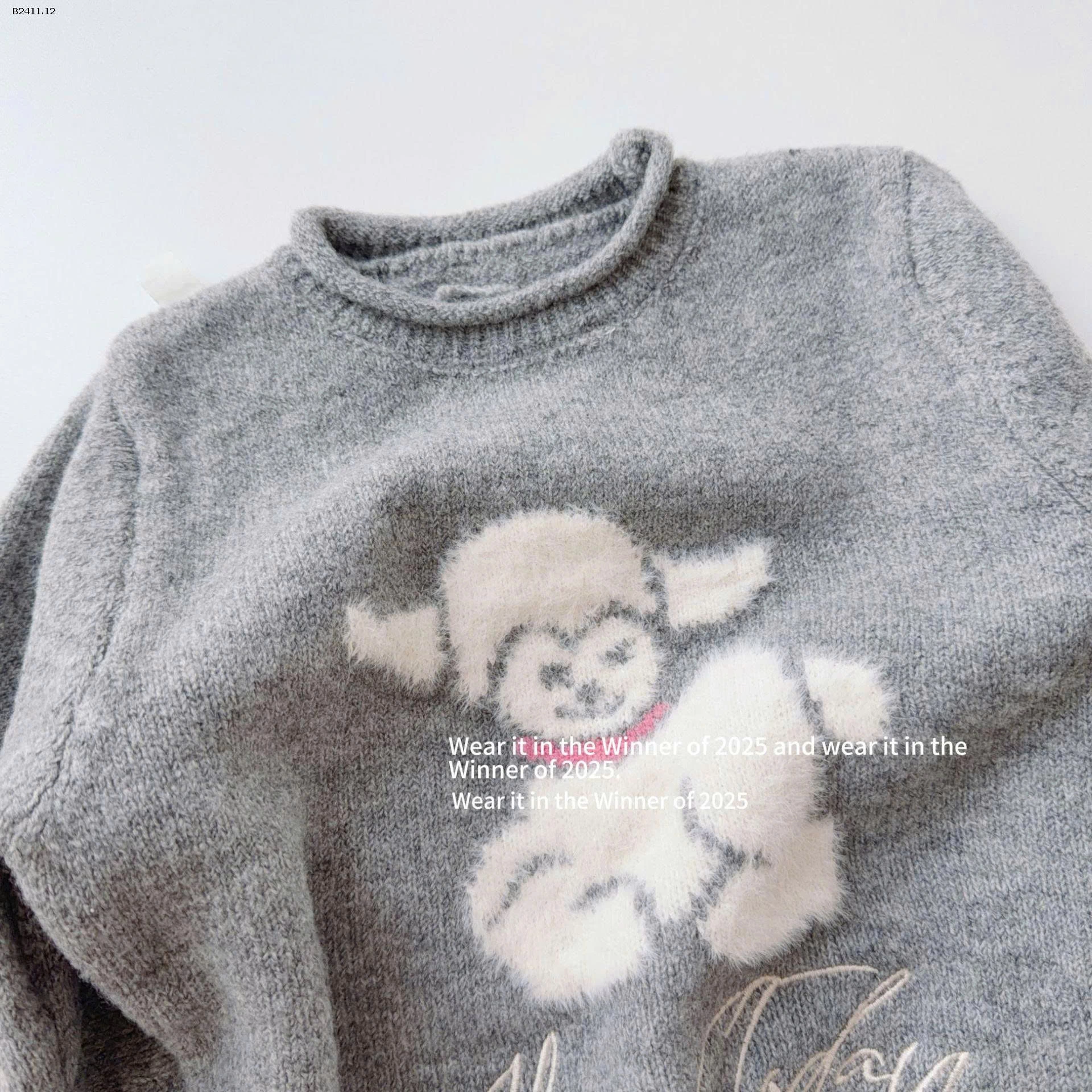 SET ÁO LEN CỪU MIX CV XẾP LY BG-Giá sỉ  áo: 226k  chân váy : 173k 