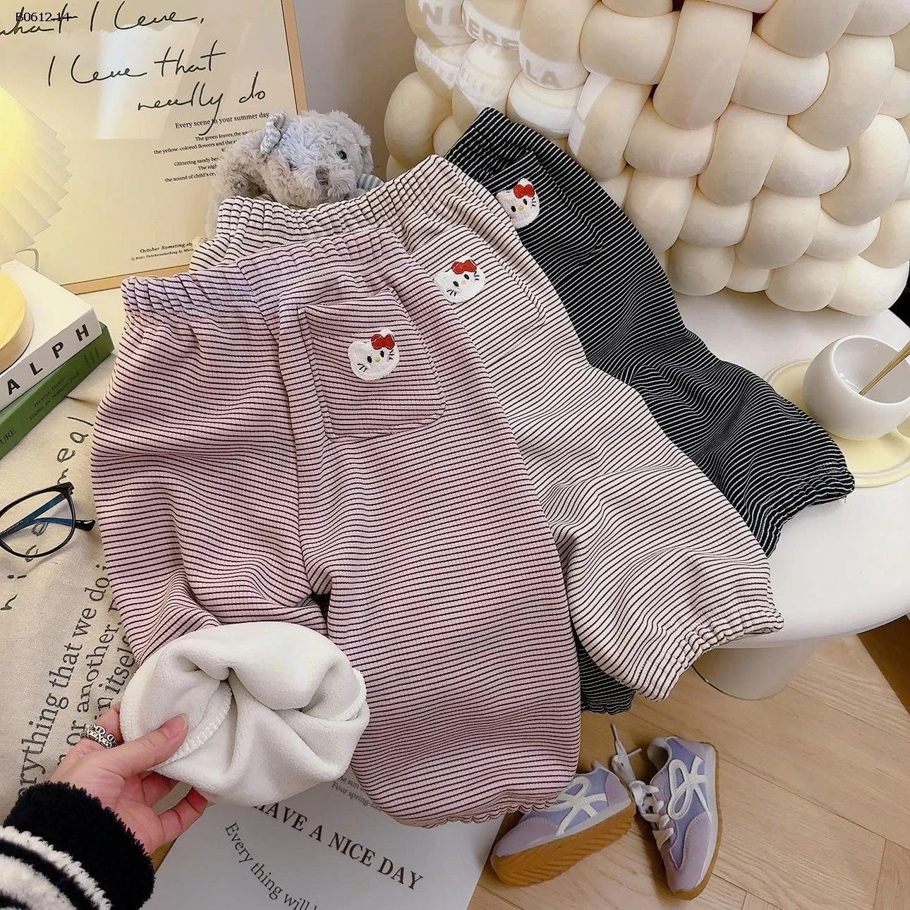 QUẦN KẺ KITTY LÓT LÔNG XINH IU-sỉ Sz 80-110 : 99k             120-150 : 109k